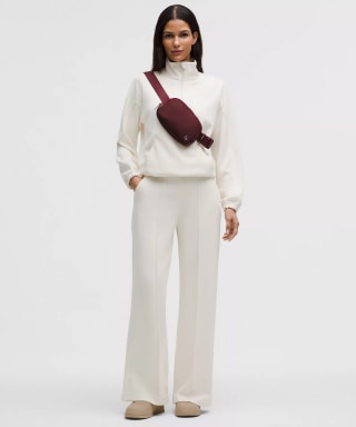 Lululemon Everywhere Belt Bag