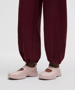 Lululemon Mary Train Sneaker