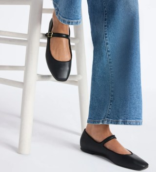 Time and Tru Women's Faux Leather Mary Jane Flats