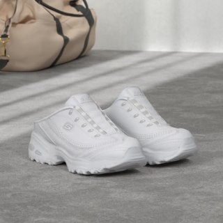 Skechers D’Lites