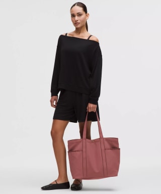 Lululemon Daily Multi-Pocket Tote Bag 20L