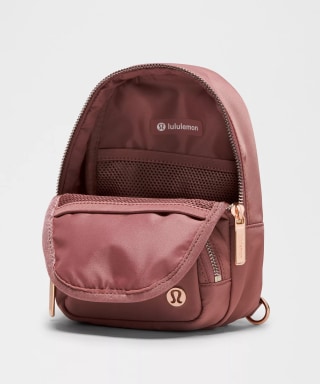 Lululemon Everywhere Sling Bag Small 2L