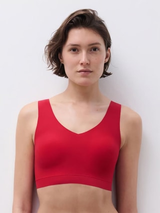 Chantelle SoftStretch Padded V-Neck Bra