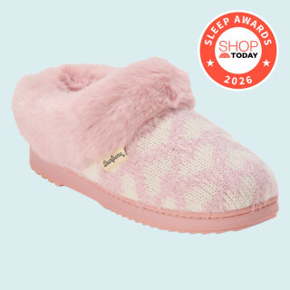 Dearfoams Women's Hannah Festive Knit Clog Slipper