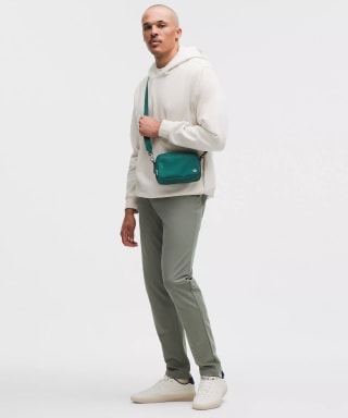 Everywhere Crossbody Bag 2L Metal Hardware