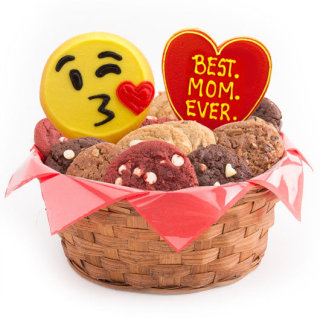 Cookies by Design Sweet Emojis Best. MOM. Ever. Basket