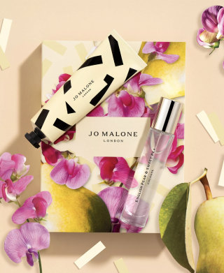 Jo Malone 2-piece English Pear & Sweet Pea Cologne & Hand Cream Gift Set

