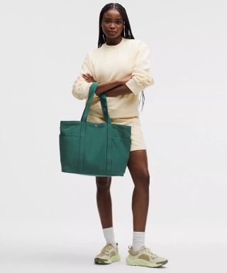 Lululemon Daily Multi-Pocket Tote Bag 20L