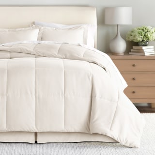 Linens & Hutch 8-Piece Down-Alternative Comforter Set 