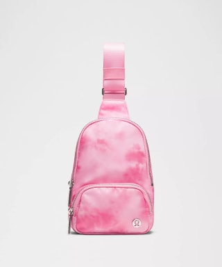 Lululemon Everywhere Sling Bag Small 2L