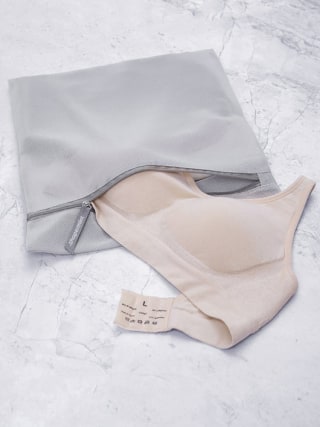 Shapermint Meshin’ Around Wash Bag