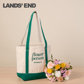 The Lands' End Canvas Pocket Tote Gift Set