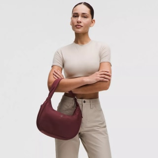 Lululemon City Essentials Shoulder Bag 4L