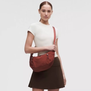 Lululemon Slouchy Sling Bag 6L