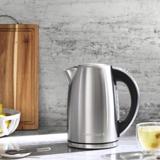 Cuisinart PerfecTemp 1.7-Liter Electric Kettle