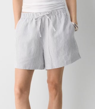 Aritzia The Lodge Short Mid-Thigh - CruiseLinen