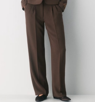 Aritzia The Effortless Pant Curve-Fit - Crepette