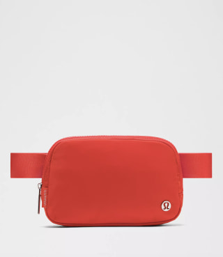 Lululemon Everywhere Belt Bag 1L
