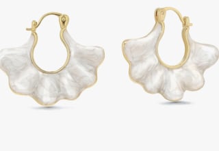 Sngia 18K Gold Plated White Cream Enamel Flower Stud