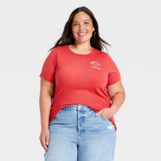Universal Thread Short Sleeve Graphic T-Shirt