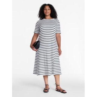 Time and Tru Seamed Cotton Midi Dress