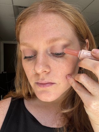 Fwee Long-Lasting Dual Coloring Stick Eye Shadow