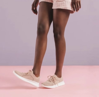 Journee Brena Sneaker