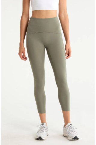 Spanx SpanxShape Booty Boost 7/8 Leggings