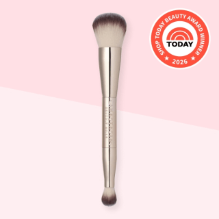 Anastasia Beverly Hills Impeccable Foundation & Face Brush Makeup Brush