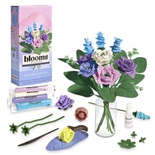 Blooms by Play-Doh Bluebell Petite Flower Kit