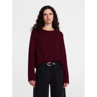 Scenario Cozy Crewneck Sweater with Long Sleeves