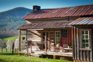 1880's @uniqueandcozycabin NE Georgia