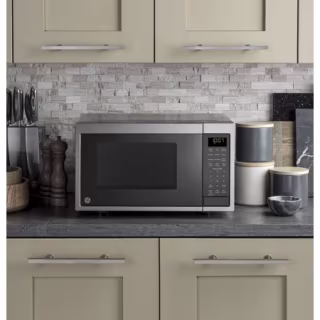 GE(R) 0.9 Cu. Ft. Capacity Smart Countertop Microwave Oven with Scan-To-Cook Technology