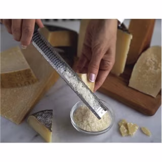 Microplane 40020 Classic Zester/Grater, Black