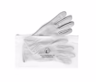 Lindsay Albanese The Wander Gloves