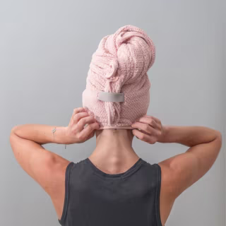 VOLO Hero Microfiber Hair Towel | Super Absorbent, Ultra-Soft, Fast Drying | Reduce Dry Time by 50% | Large, Premium Wrap Towel for All Hair Types | Anti-Frizz, Anti-Breakage, Hands-Free | Luna Gray