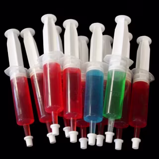 Party Essentials 1.5 Ounce Gelatin Shot/Gelatin Syringe Injectors with Caps, 12-Count, Clear