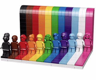 LEGO Everyone is Awesome Set