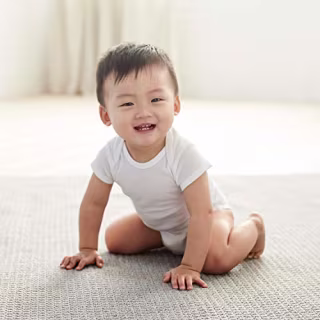 Gerber Unisex-Baby 8-Pack Short Sleeve Onesies Bodysuits
