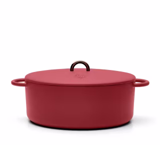 Great Jones The Dutchess Cast Iron Dutch Oven