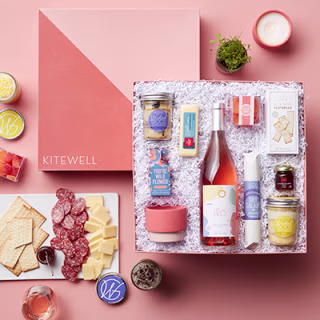 Wicked Good Cupcakes Blooms & BItes Wine Gift Box