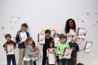 "Coloring Without Borders"