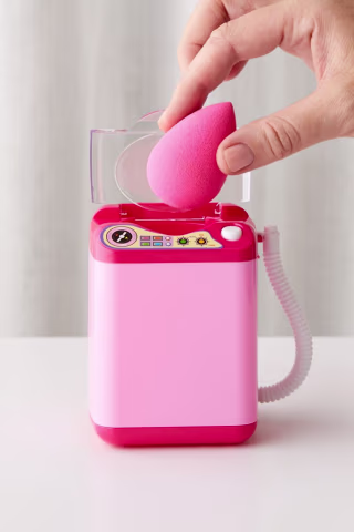 Urban Outfitters Beauty Washing Machine