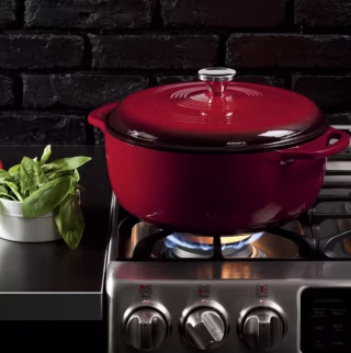 Lodge Cast Iron Round Dutch Oven