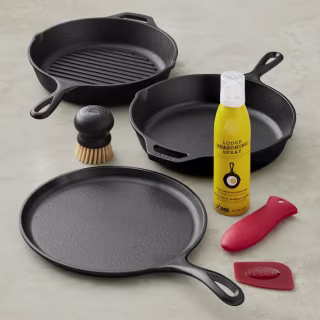 Lodge Seasoned Cast Iron Gourmet Essentials Cookware Set