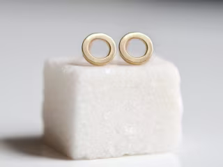 14k Gold Open Circle Stud Earrings