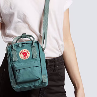 Fjallraven, Kanken Sling Crossbody Shoulder Bag for Everyday Use and Travel, Pink