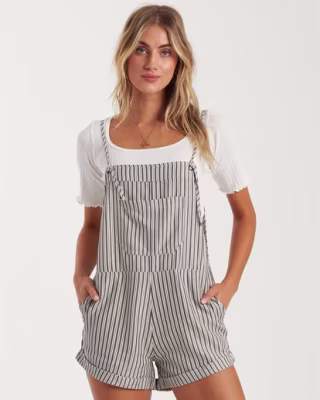 Wild Pursuit Short Overall