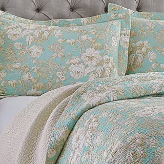 Twin Quilt 2 Pc Set INCLUDES: 1 Quilt And 1 Standard Sham; Full/Queen Quilt 3 Pc Set INCLUDES: 1 Quilt And 2 Standard Shams; King Quilt 3Pc Set INCLUDES: 1 Quilt And 2 King Shams
