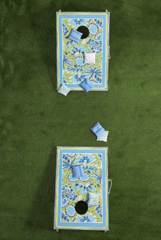 Vera Picnic Cornhole Game